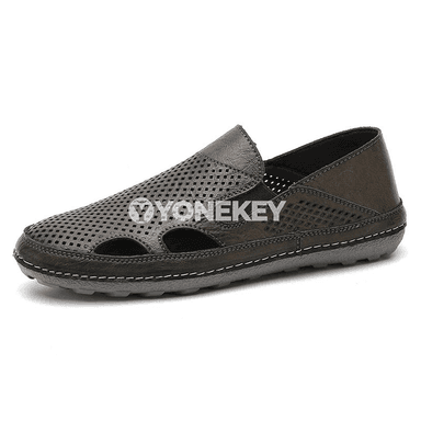 Erkekler üçin tomusky şäher sandallary, amatly we dem alýan