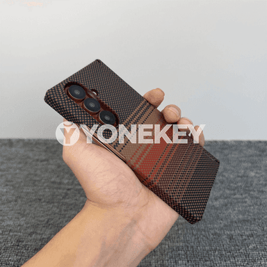 Samsung Zfold telefonlar üçin owadan nagyşly çehollar.