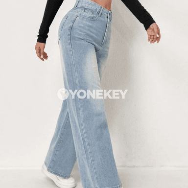 Zenanlar üçin giň balakly gök denim jynsylary, şäher stili