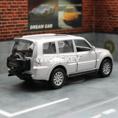 1:43 Mitsubishi Pajero metal model maşyn, çagalar üçin kolleksiýa