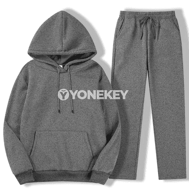 Erkekler üçin güýz-gyş ýyly sport komplet — kapýuşonly we jalbarly