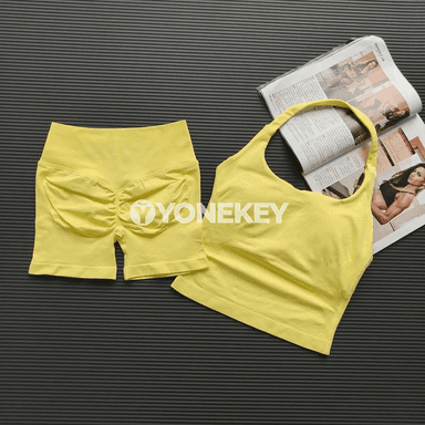 Zenanlar üçin tikinsiz sport toplumy: top we şortik