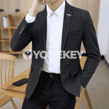 Erkekler üçin niýetlenen kostýum