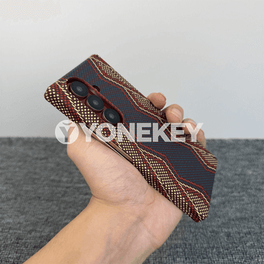 Samsung Zfold telefonlar üçin owadan nagyşly çehollar.