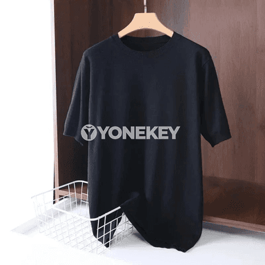Erkekler üçin inçe merino ýüňli ýeňil örme futbolka
