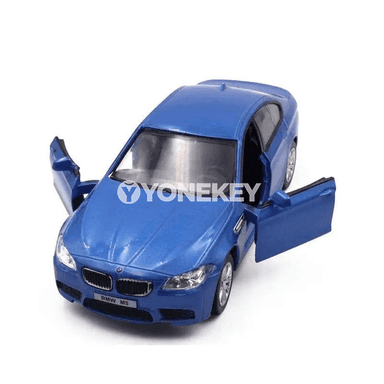 1:36 BMW M5 model awtoulag, çagalar üçin metal kolleksiýa ugry