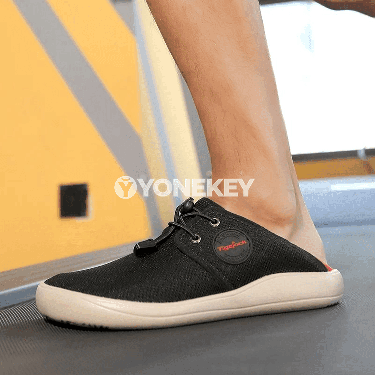 Erkekler üçin dem alýan mesh loafers, rahat gündelik krasowkalar