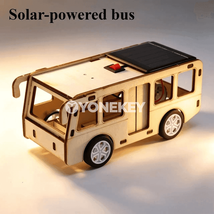 Gün energiýasy bilen işleýän DIY okuw oýunjak — awtobus modeli