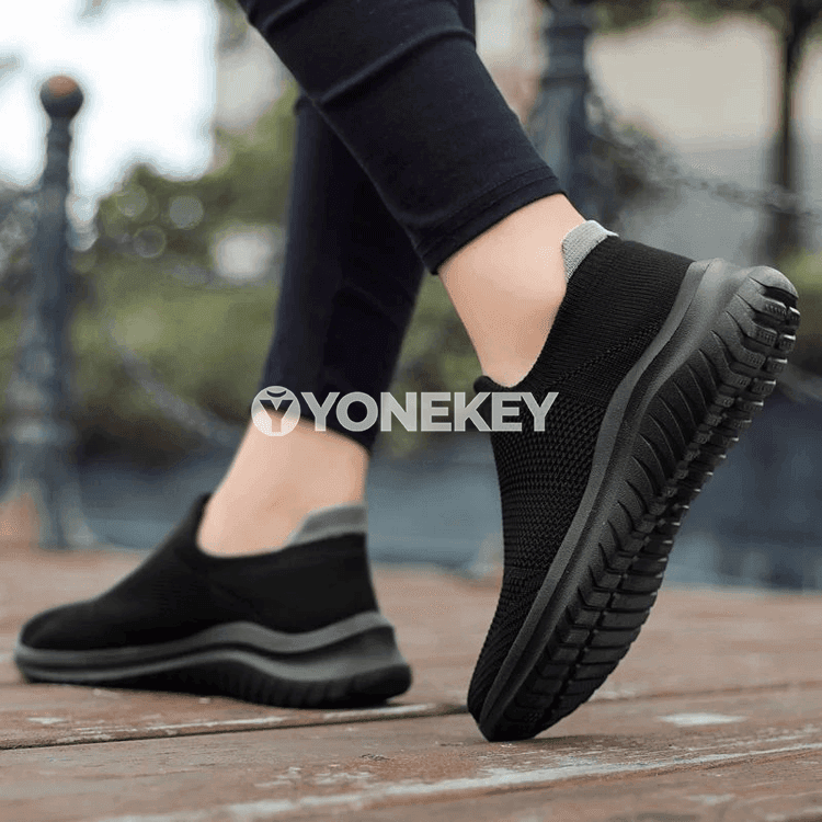 Erkekler üçin ýumşak tabanly slip-on gündelik aýakgaplar