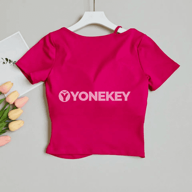 Zenanlar üçin slim fit sport maýkasy, ýoga we pilates üçin