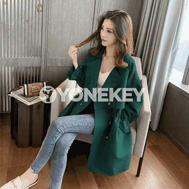 Gyz-gelinlar üçin plaş.