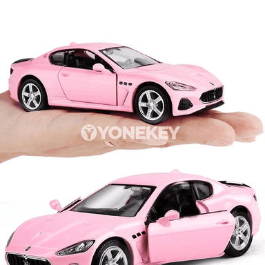 1:36 Maserati GranTurismo MC metal modeli, yza çekilýän oýunjak awtoulag