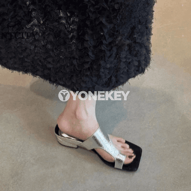 Zenanlar üçin tekiz tomusky moda şypbyklar