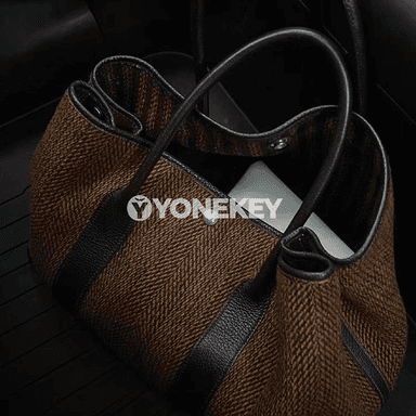 Gyz-gelinler üçin täze görnüşli, ajaýyp el sumkasy.