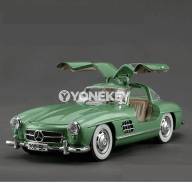 Mercedes-Benz 300SL 1:24 metal model oýunjak maşyn