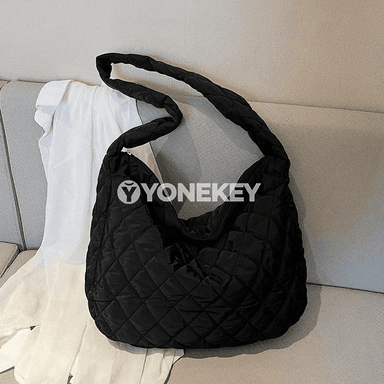Zenanlar üçin uly ýyly quilted egin sumka, ýeňil moda model