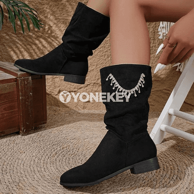 Zamşly platformaly zenan boots, rhinestone bezegli, tegelek burunly