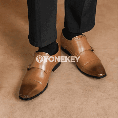 Erkekler üçin klassik deri köwüşler, ofis we dabaralar üçin