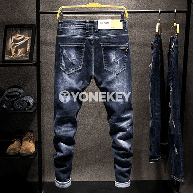 Erkekler üçin dar kesimli, ýyrtyk görnüşli denim jeans, elastik