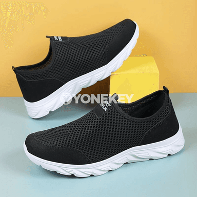 Ýeňil, dem alýan erkek sport krossowkalar, slip-on, 39-46 ölçeg