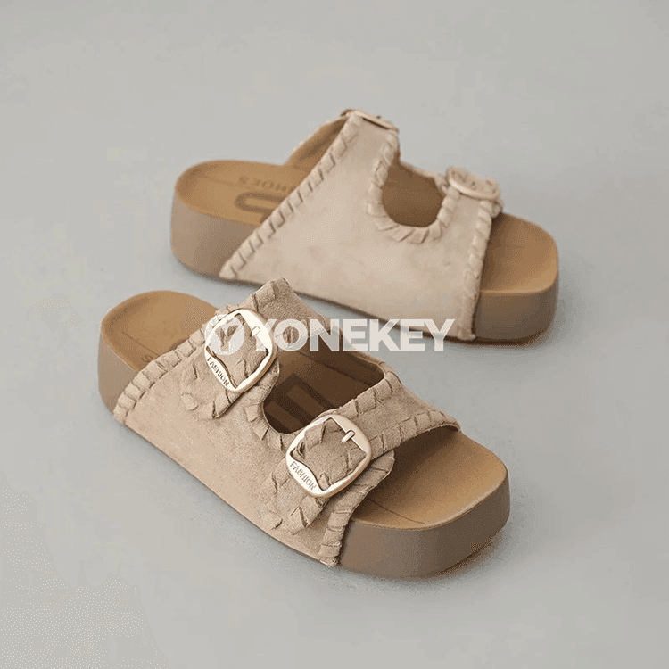 Zenanlar üçin platformaly iki gaýyşly rahat letniý şypbyk-sandallar