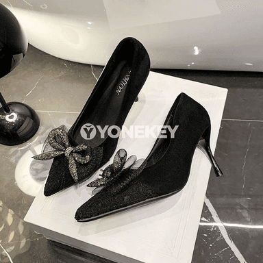 Zenanlar üçin ýokary ökjeli ýiti burunly moda köwüşler