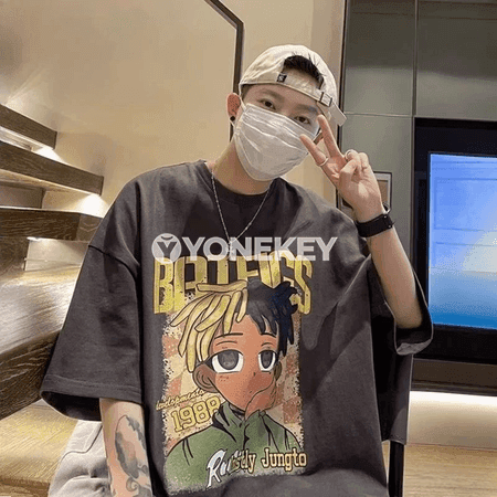 Erkekler üçin street stil anime çaply futbolka, ýaz-gyş däl