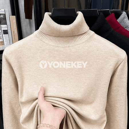 Erkekler üçin ýyly, ýumşak boýunly örme switer