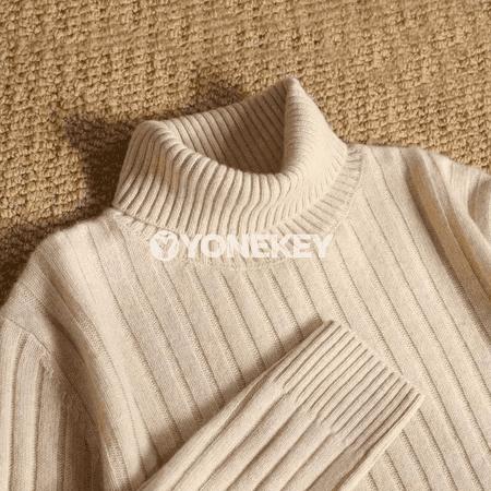 Erkekler üçin ýyly boýunguşly triko switer, rahat gündelik model