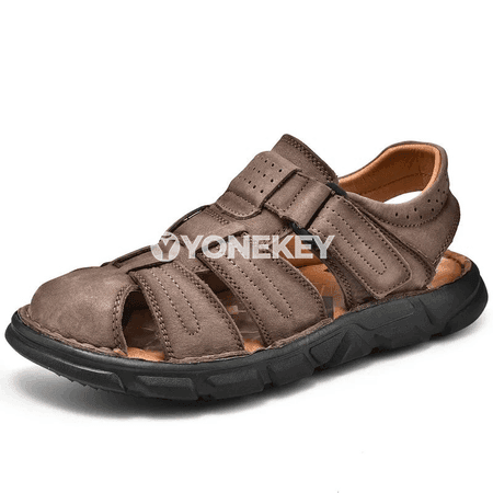 Erkekler üçin deriden ýeňil tomus sandalylary