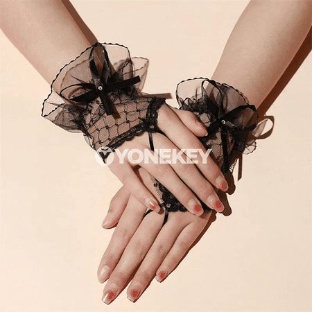 Zenanlar üçin dantelli eliňe laýyk ellik, toý we çäreler üçin