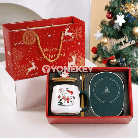 Gyş baýramy üçin ýyladyşly keramik käse, gapakly we çemçeli