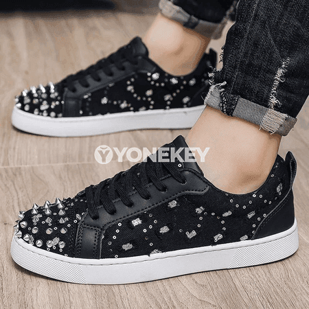 Erkekler üçin moda we amatly gündelik sport aýakgaplary