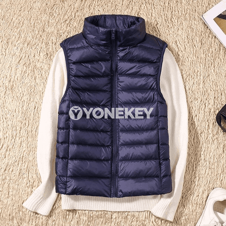 Zenanlar üçin gyşky ýyly ýeňsiz jilet-palto
