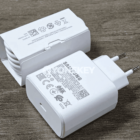 Samsung 45W USB-C çalt zarýad beriji adapter, kabel bilen