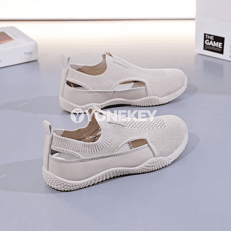 Zenanlar üçin ýeňil, dem alýan mesh platform krasowkalar