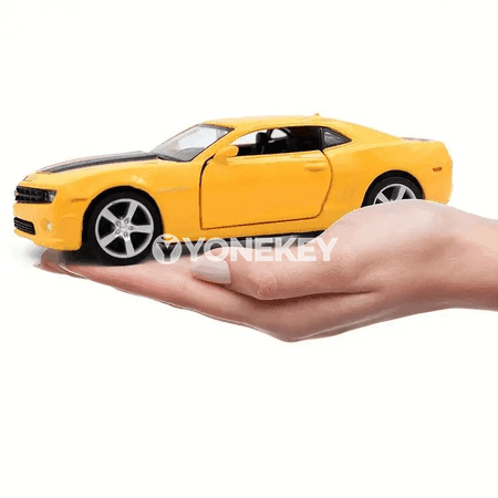 Chevrolet Camaro 1:36 metal modeli, çekilýän oýnawaç awtoulag