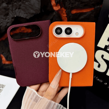iPhone Duo üçin TechWoven magnitli gorag koveri