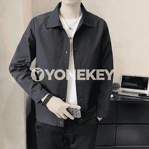 Erkekler üçin niýetlenen owadan we gezelenje gidilende geýilýän penjek.