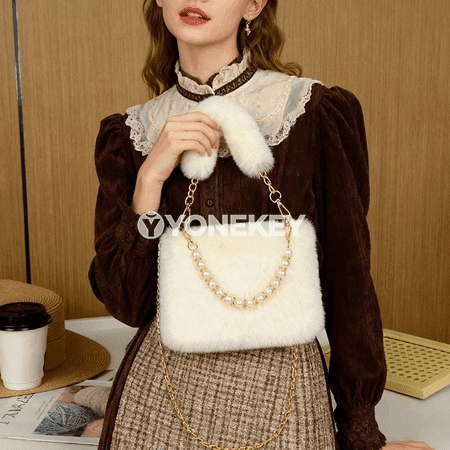 Merjenli towşan kürkli zenan egin sumkasy, zynjyrly kiçi crossbody