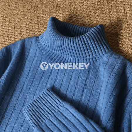 Erkekler üçin zolakly ýyly ýokary boýunli switer
