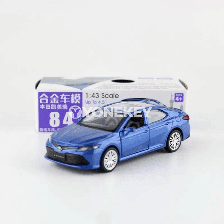 Toyota Camry 2017 metal model awtoulag 1:43, açylýan gapyly