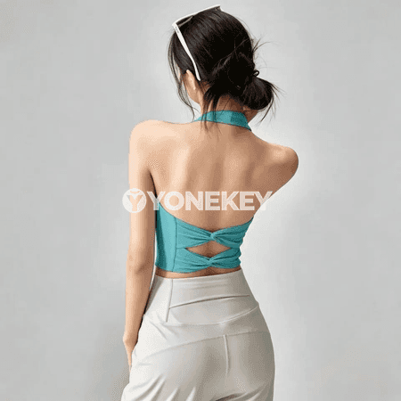 Aýal-gyzlar üçin halter sport bra — ýumşak, ýeňil we çalt guradyjy