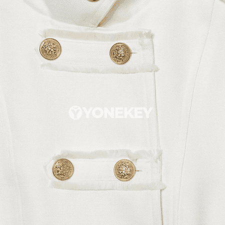 Zenanlar üçin öňi iki düwmeli dik ýakaly döwrebap blazer