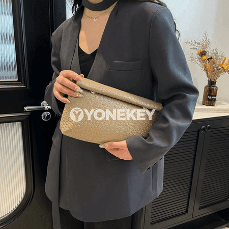 Zenanlar üçin uly kuwwatly örme nagyşly clutch sumka
