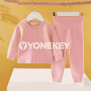 Çagajyklar üçin pižama.