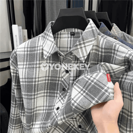 Erkekler üçin ýyly, ýumşak plaid düwmeli köýnek