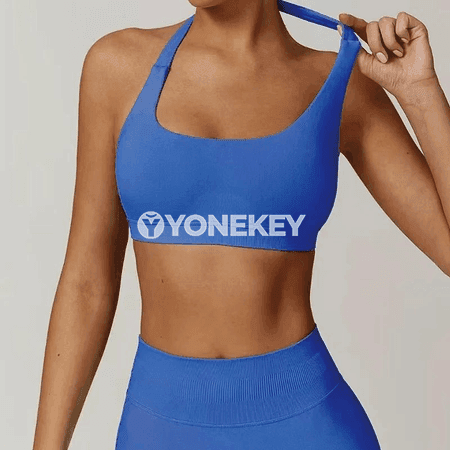 Aýallar üçin ýeňil sport bra, çalt guramagy üpjün edýän
