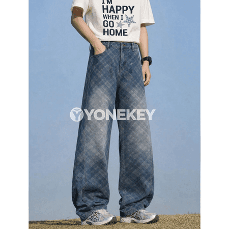 Erkekleriň giň kesimli ýokary belli baggy denim jalbarlary