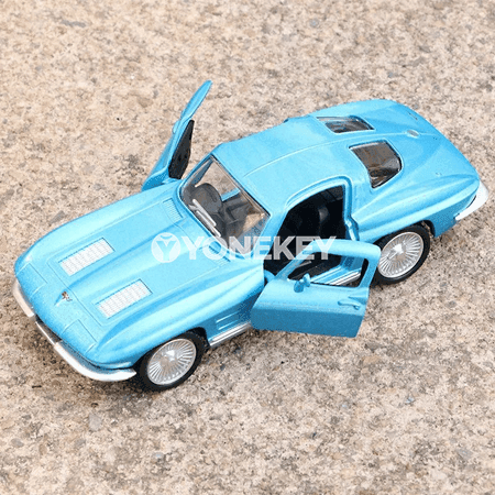 Chevrolet Corvette Stingray 1963 1:36 metal model awtoulag